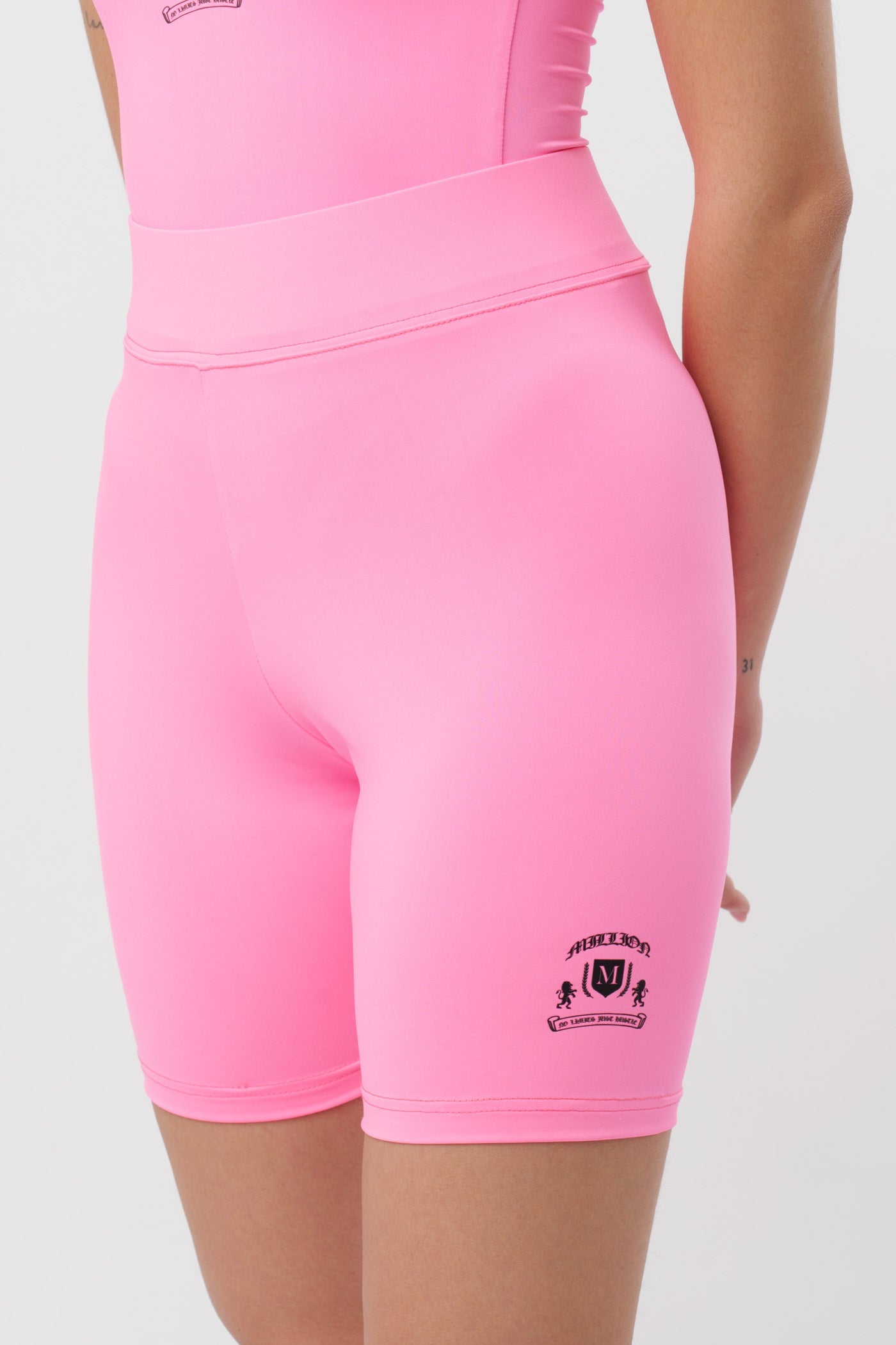 Cyclist Monarch Pink